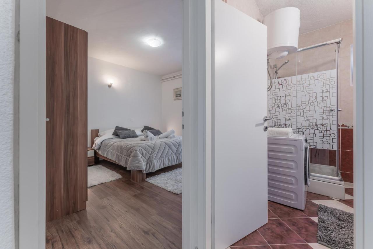 Apartman Lana Vidikovac Задар Екстериор снимка