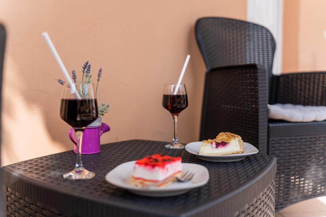 Apartman Lana Vidikovac Задар Екстериор снимка